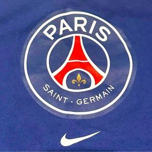 PSG Nike t-shirt size XS boys